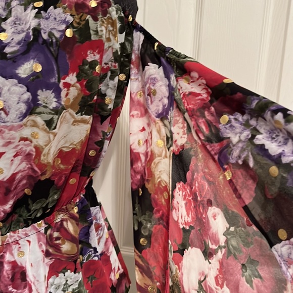 EXPRESS Off-the-Shoulder Floral Top with Gold Metallic Polka Dots-SZ Lg - Picture 4 of 16